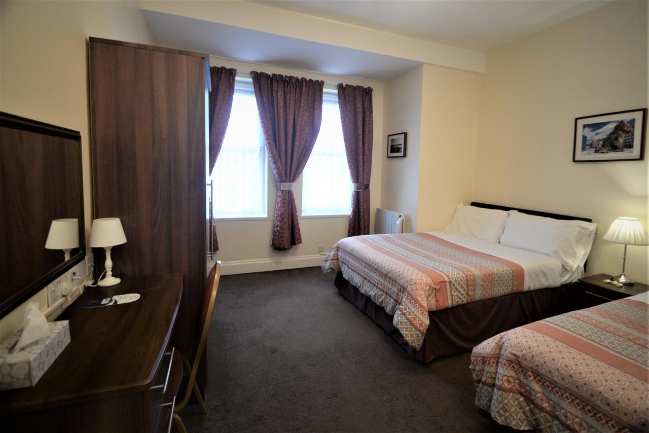 Triple Room,1177466752:JPEG