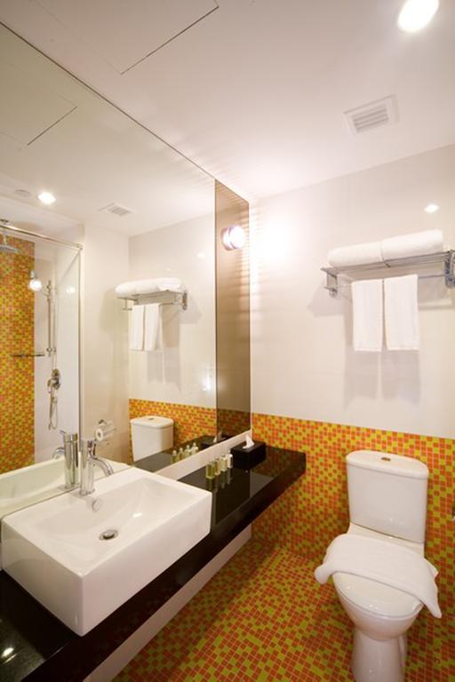 Deluxe Double or Twin Room,1212782605:JPEG