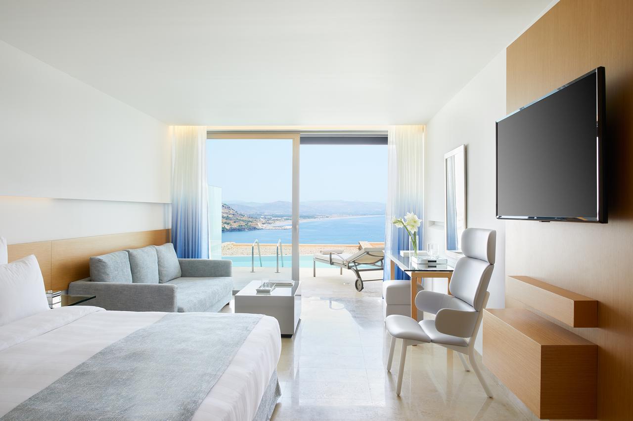 Junior Suite Sea View With Shared Pool