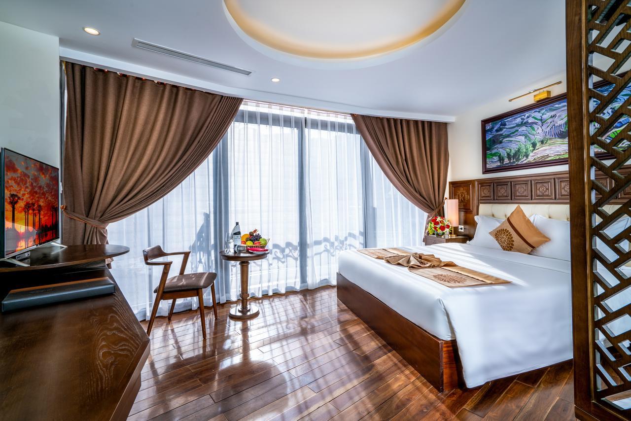 Deluxe Room with City View