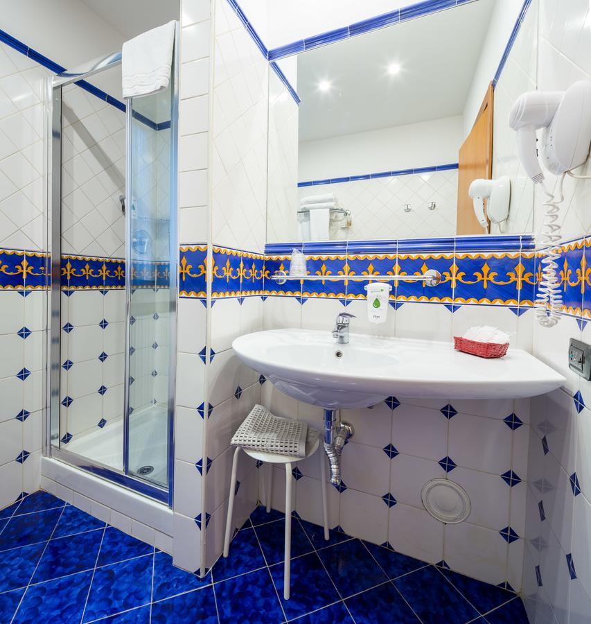 Klassieke Kamer met Queensize Bed voor 1 Persoon