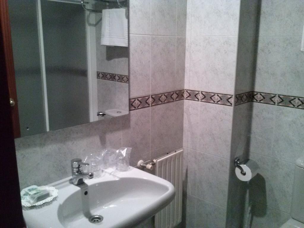 Triple Room,394655619:JPEG