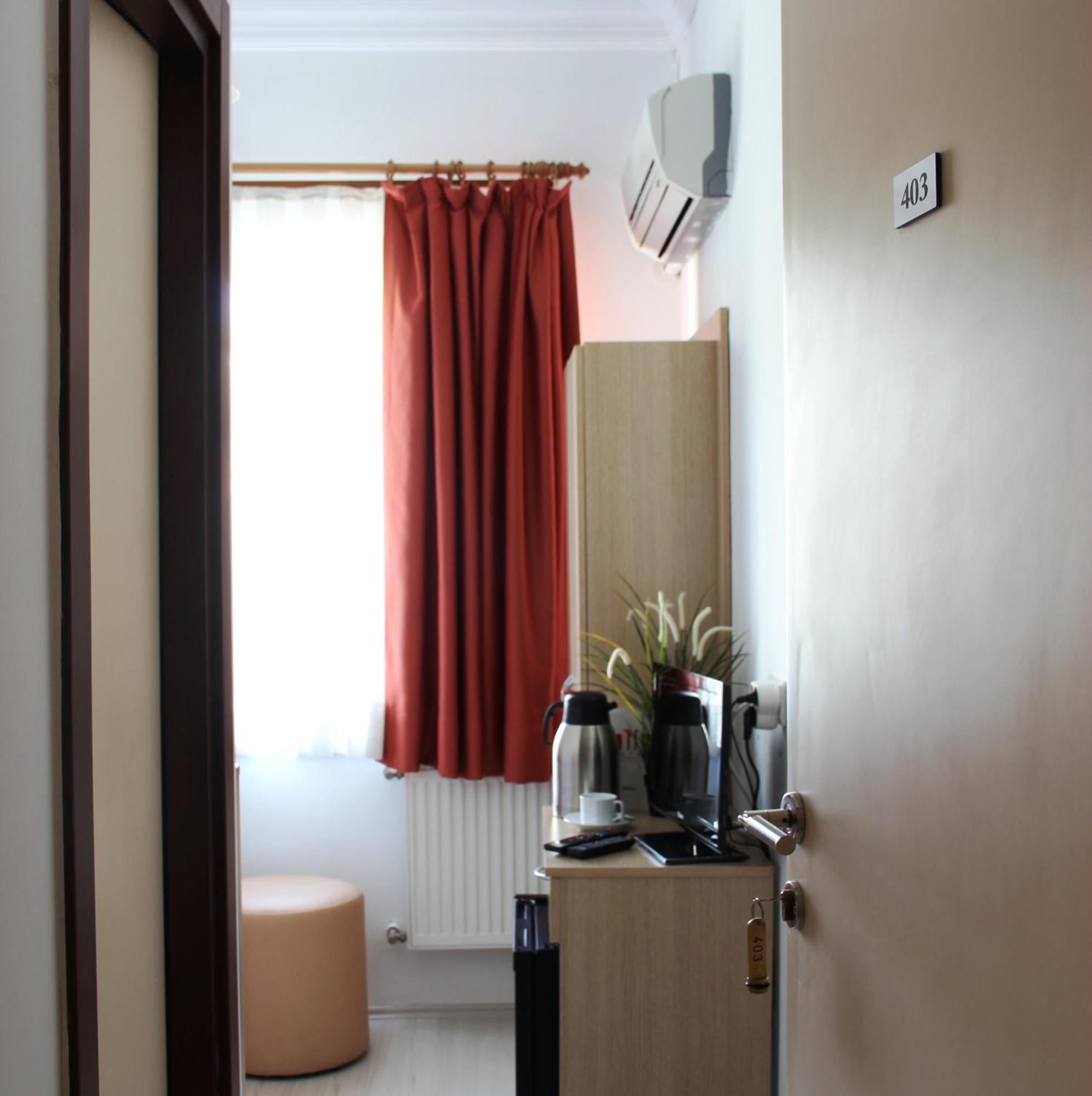 Small Single Room