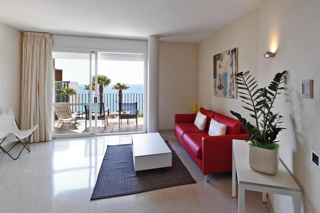 Suite Familiare con Vista Giardino (2 Adulti + 2 Bambini)