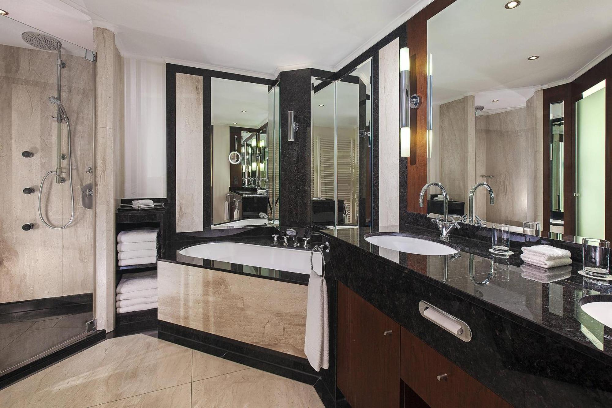 Suite Deluxe com 1 Quarto com 1 Cama King-size