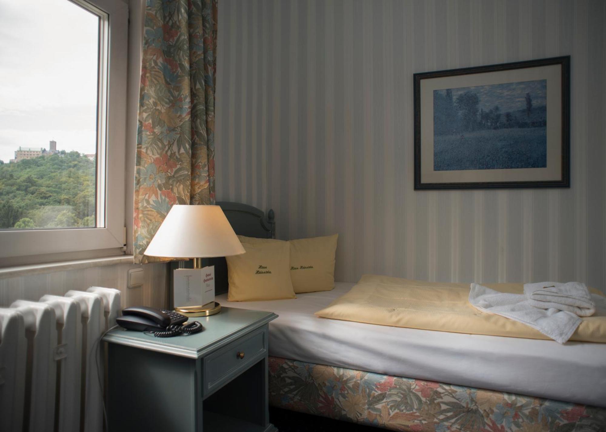 Single Room,1365243542:JPEG
