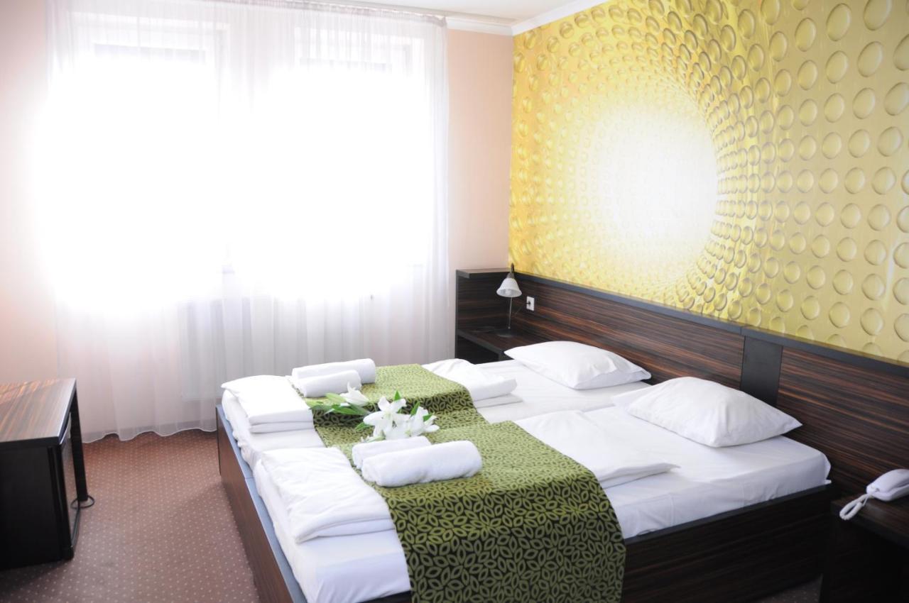 Quarto Duplo Standard