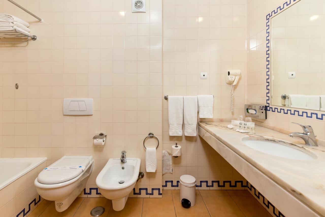 Appartement met 2 Slaapkamers en Uitzicht op Zee