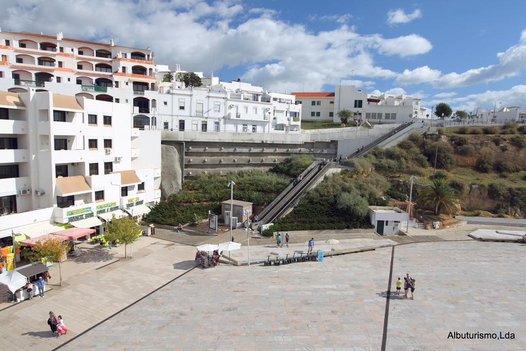 Apartamento com 1 Quarto e Vista Mar