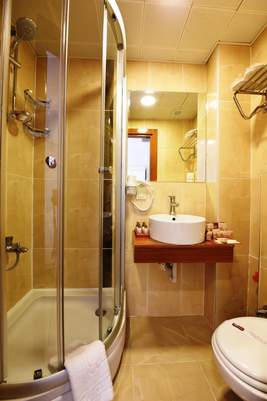 Chambre avec 2 Grands Lits Queen-Size