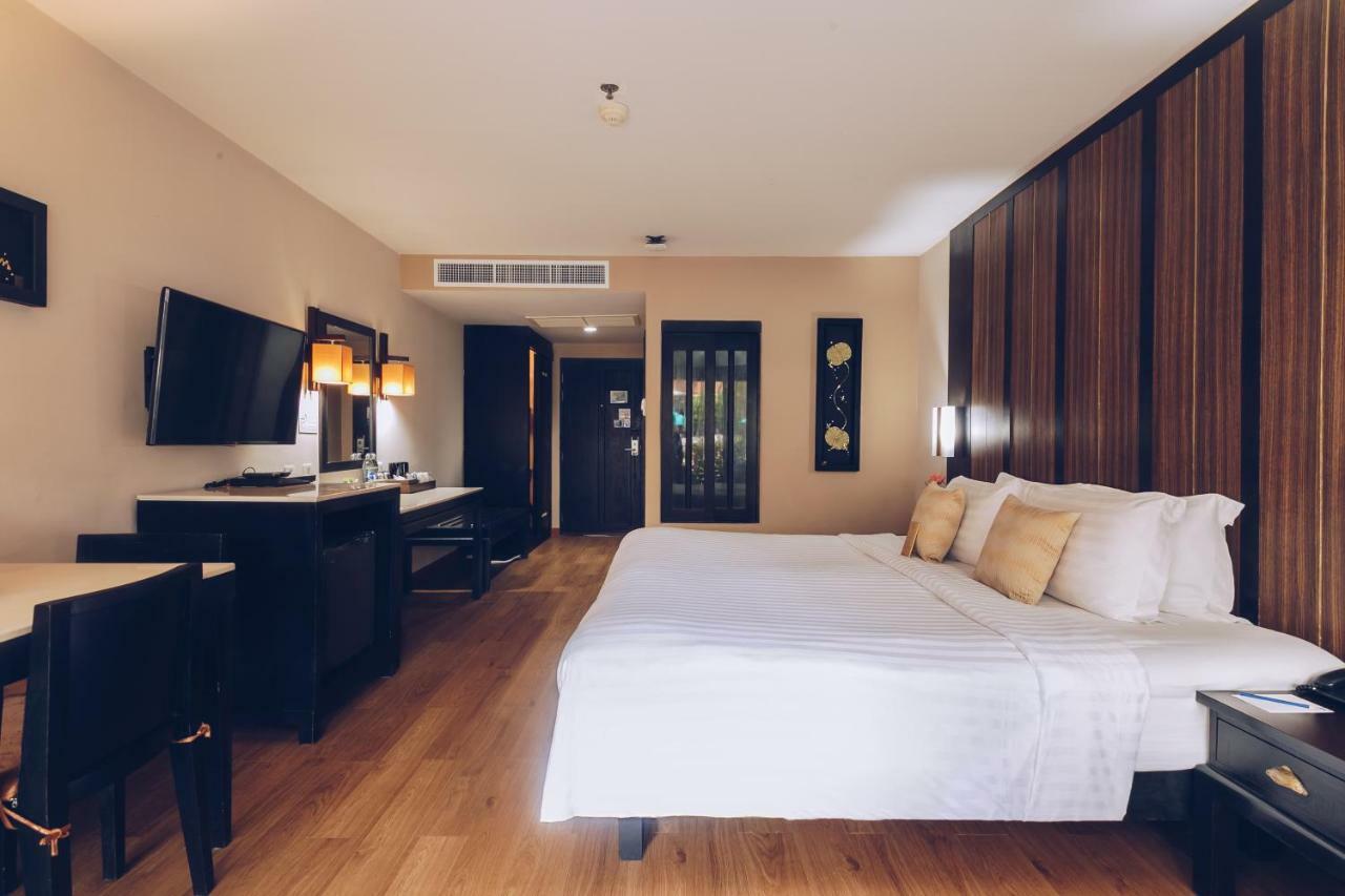 Quarto Duplo ou Twin Deluxe com Banheira de Hidromassagem