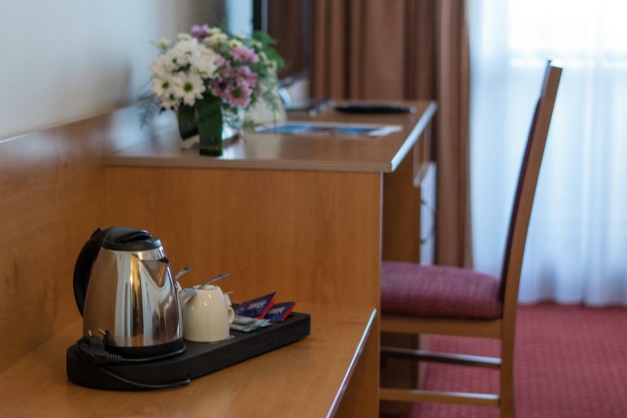 Deluxe Double or Twin Room with Balcony,910037752:JPEG