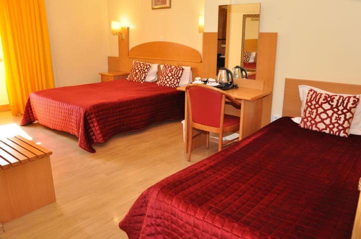 Quarto Triplo Standard