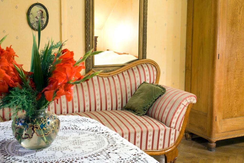 Tweepersoonskamer met 1 of 2 Bedden en Eigen Externe Badkamer