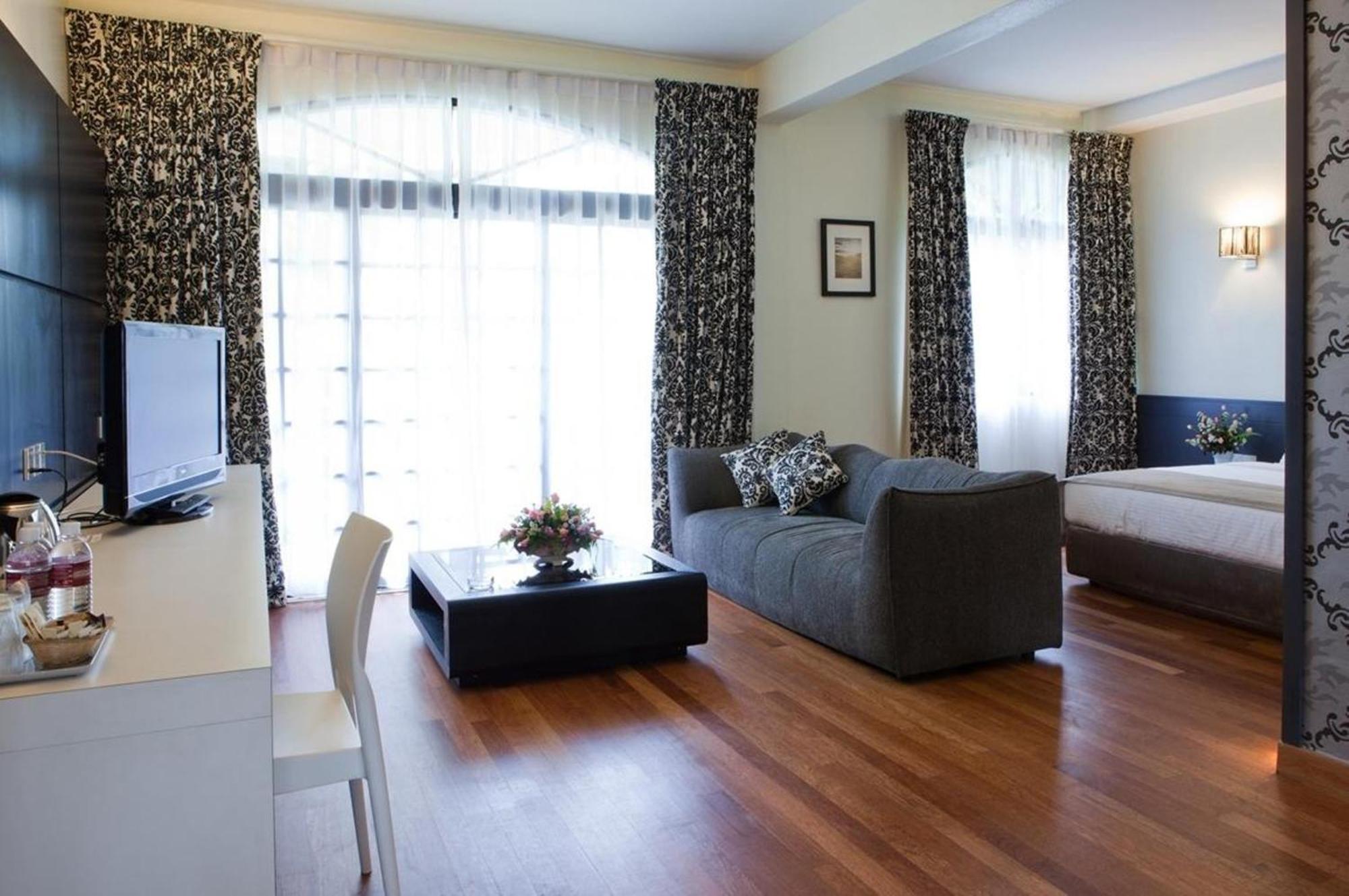 Tioga Deluxe Suite