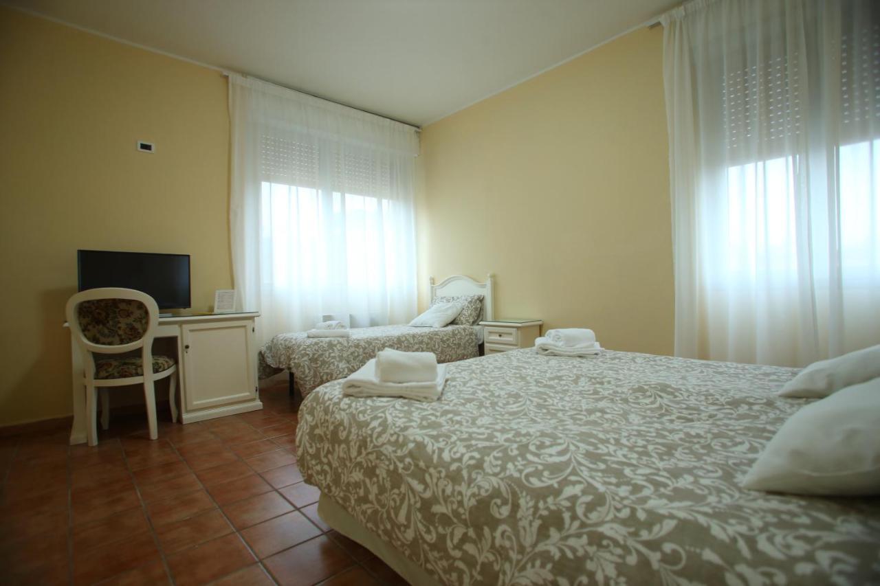 Habitación Triple Clásica