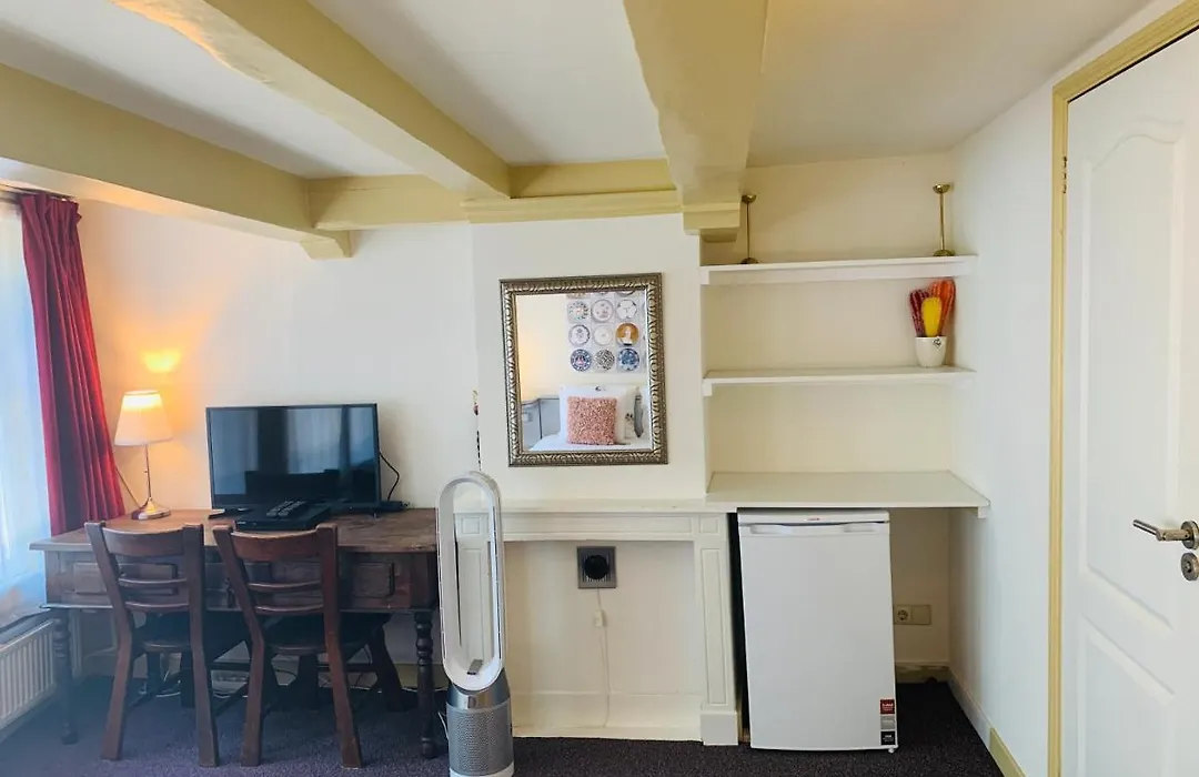Amsterdam Central Guest House-1