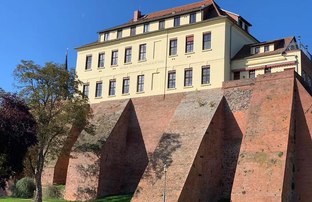 Ringhotel Schloss Tangermünde-1