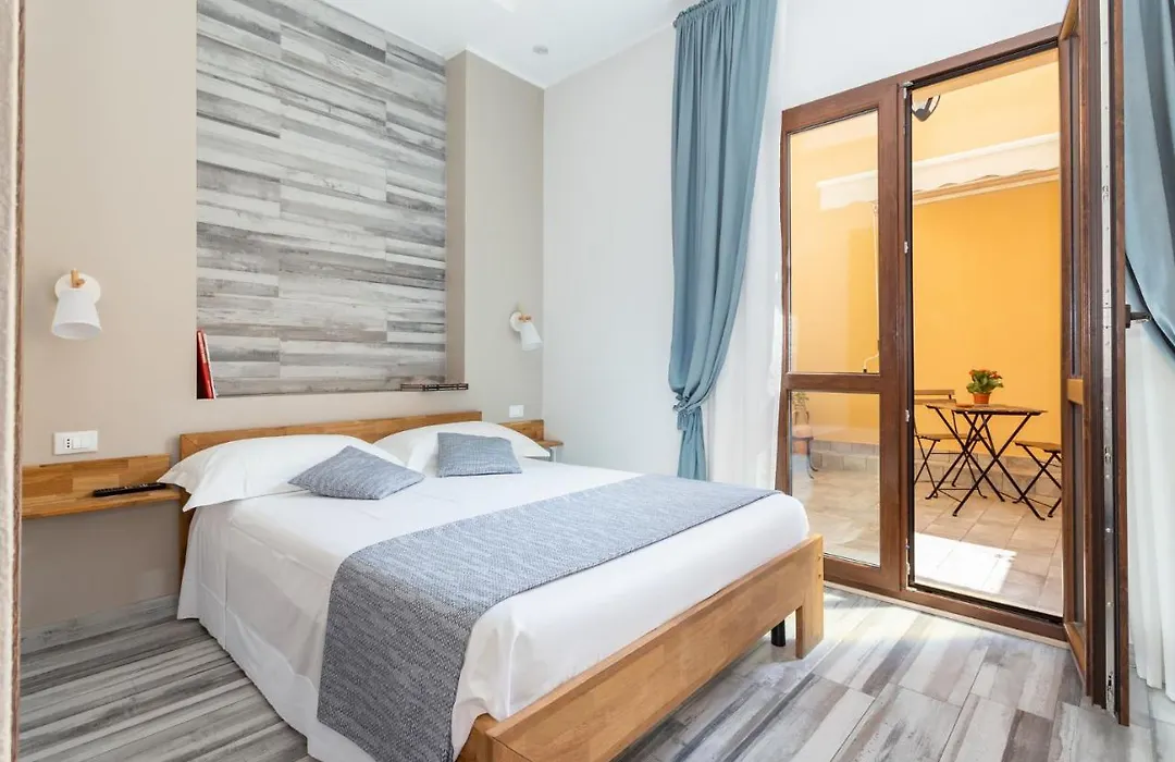 Vittoria Rooms-1