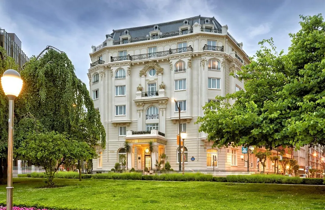 Hotel Carlton-1
