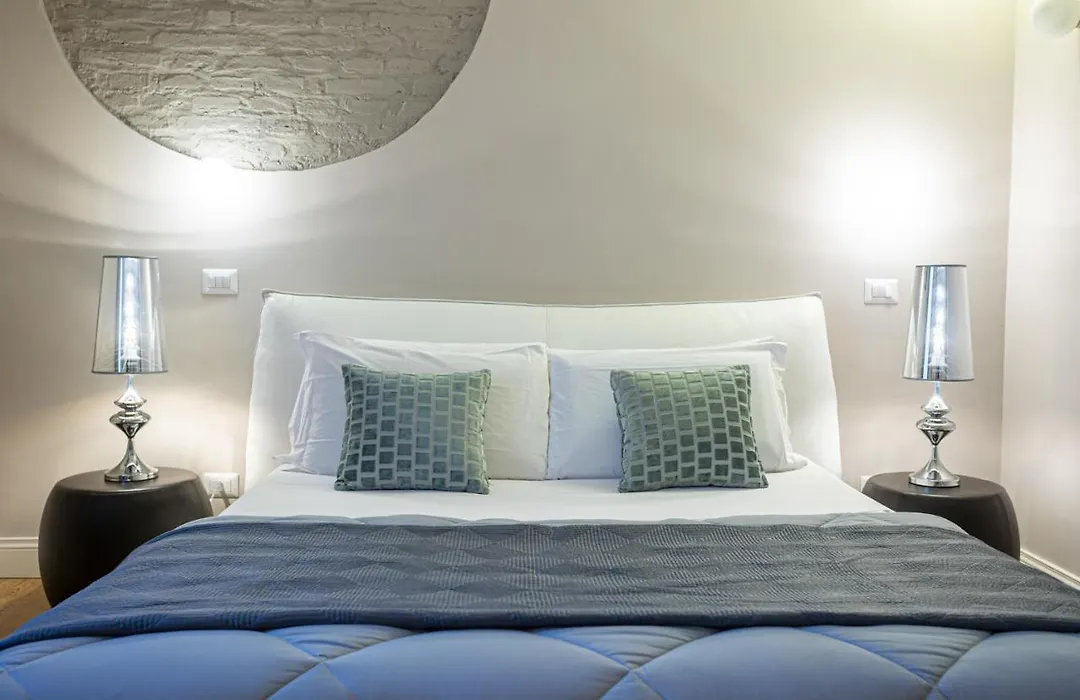 Cardilli Luxury Rooms-1