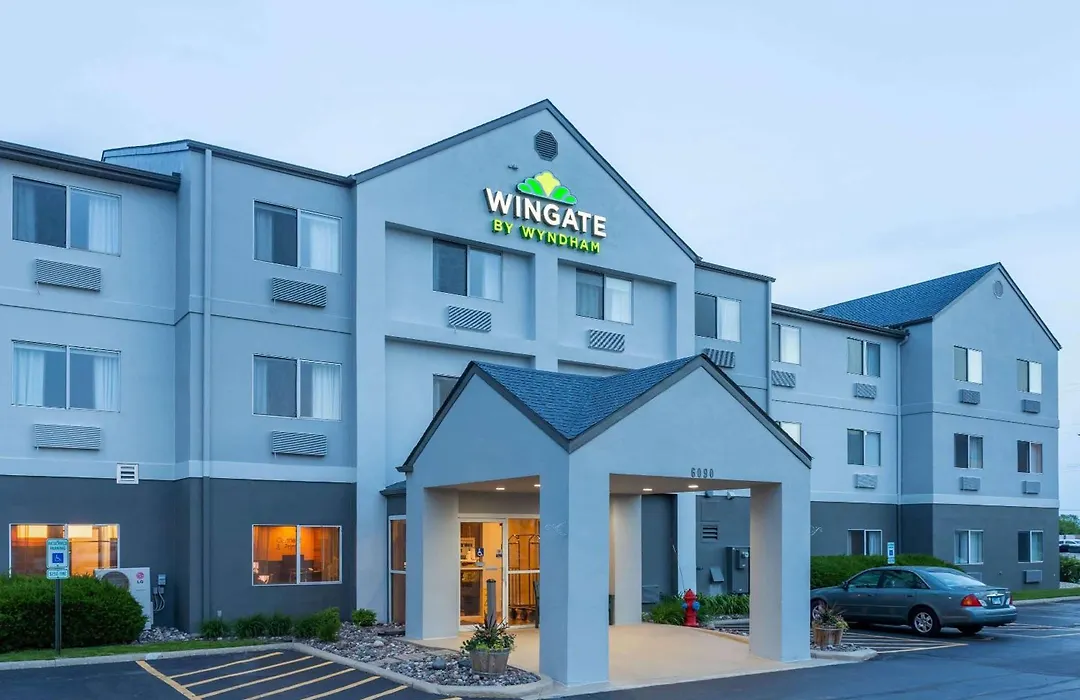 Wingate By Wyndham Gurnee-1