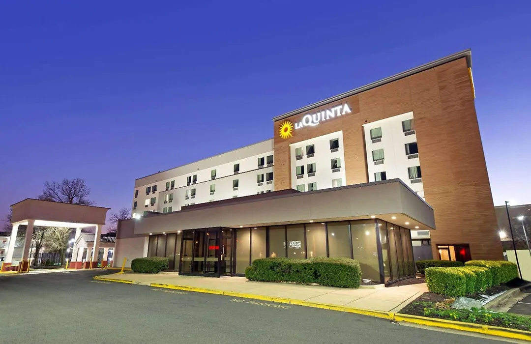 La Quinta Inn & Suites By Wyndham Dc Metro Capital Beltway-1
