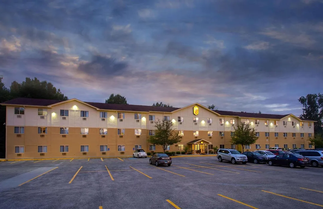 Super 8 By Wyndham Cromwell/Middletown-1