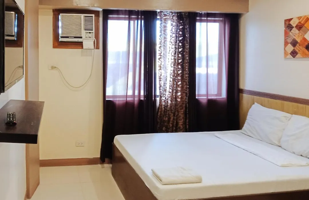 Reddoorz At Hf Golden Travellers Inn-1