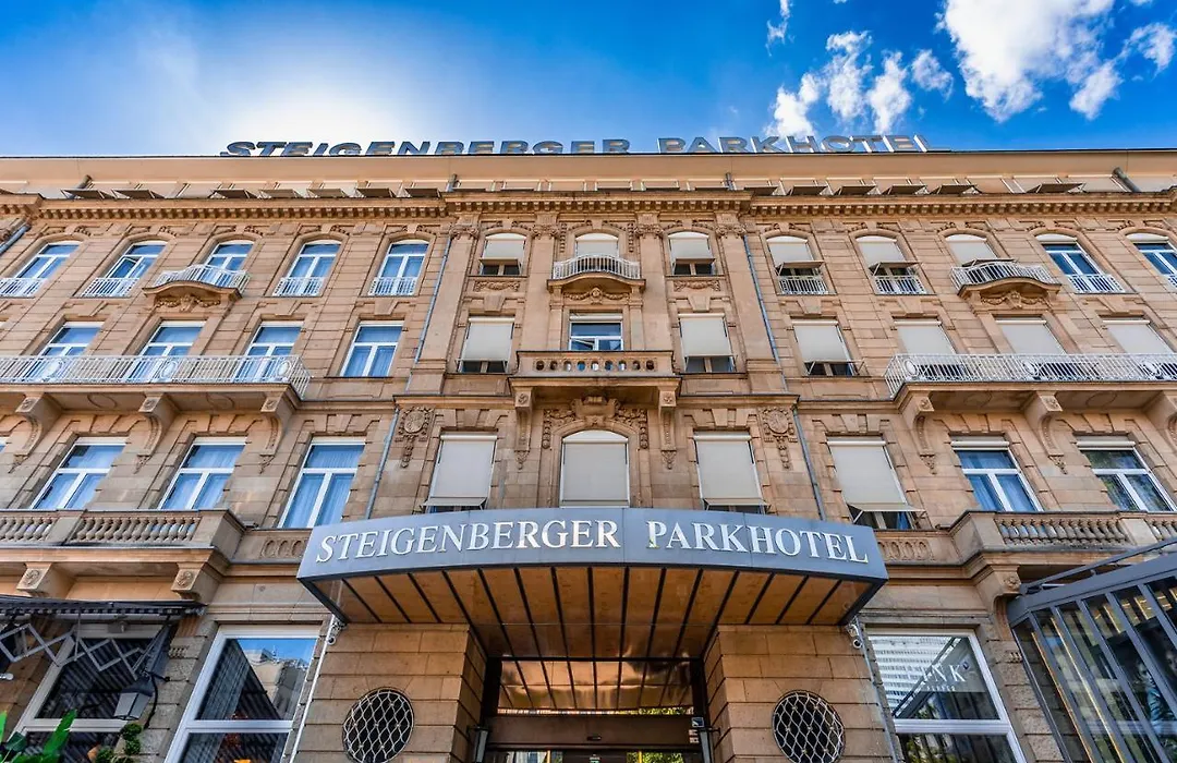 Steigenberger Icon Parkhotel Duesseldorf-1