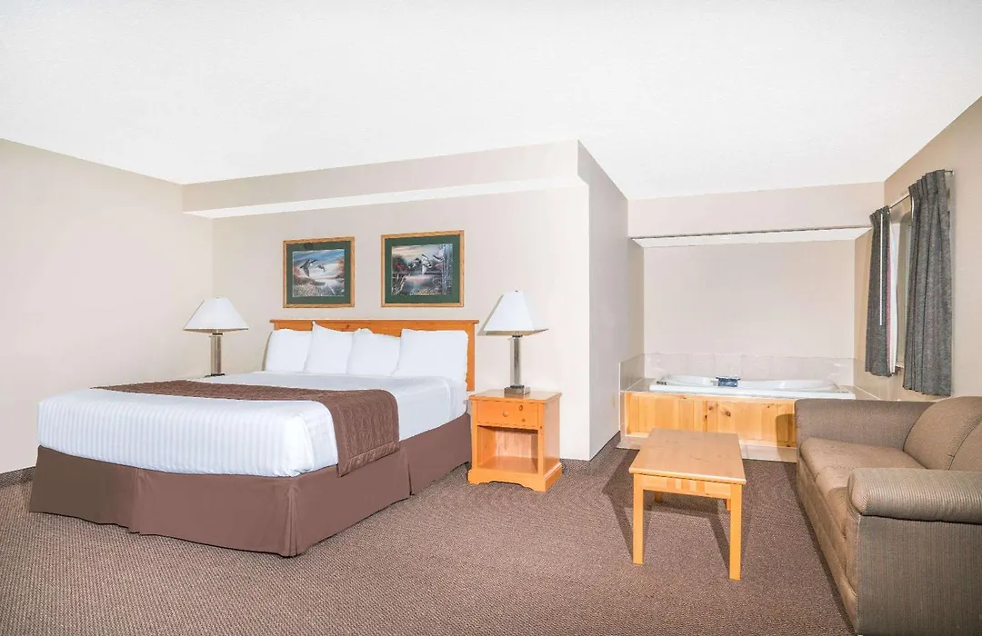 Baymont By Wyndham Baxter/Brainerd Area-1