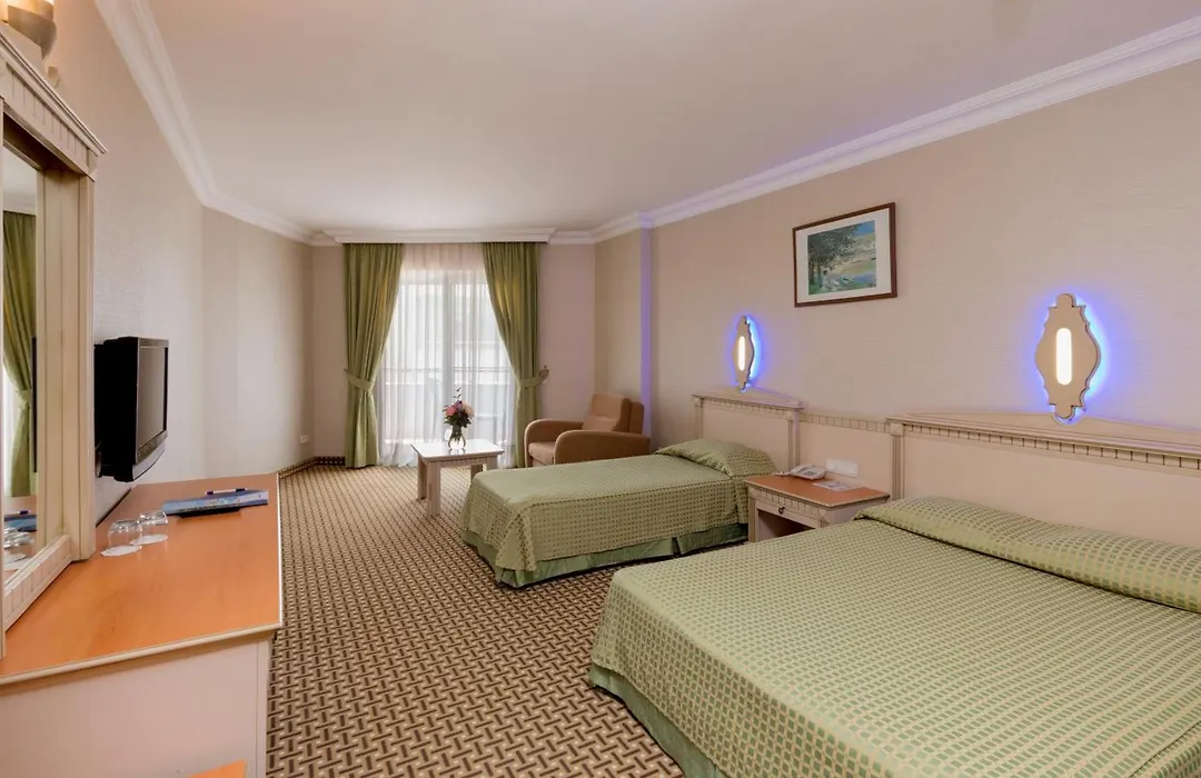 Holiday Park Resort-1