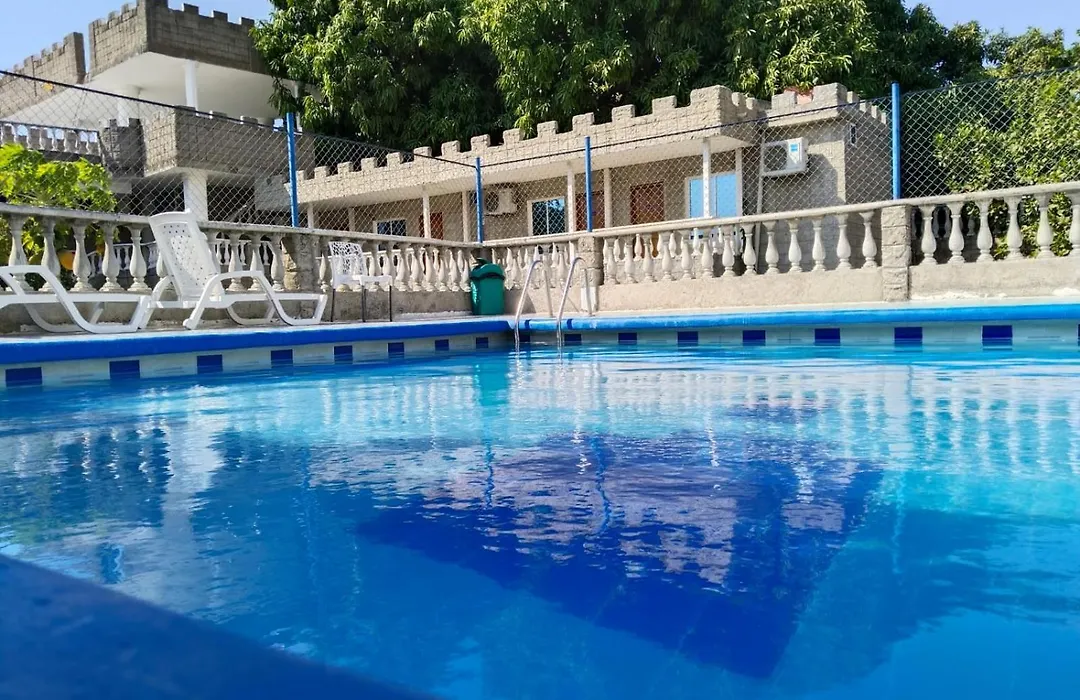 SGH Castillo Aqua-1