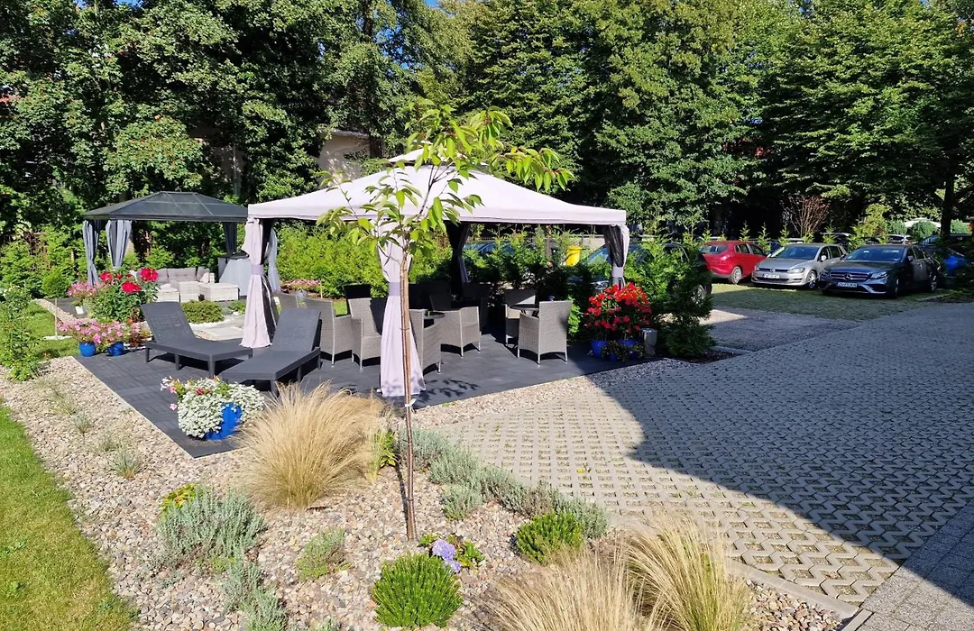 Villa Babette - PARKING, Wi-Fi, Reinigung - alles im Preis inbegriffen!-1