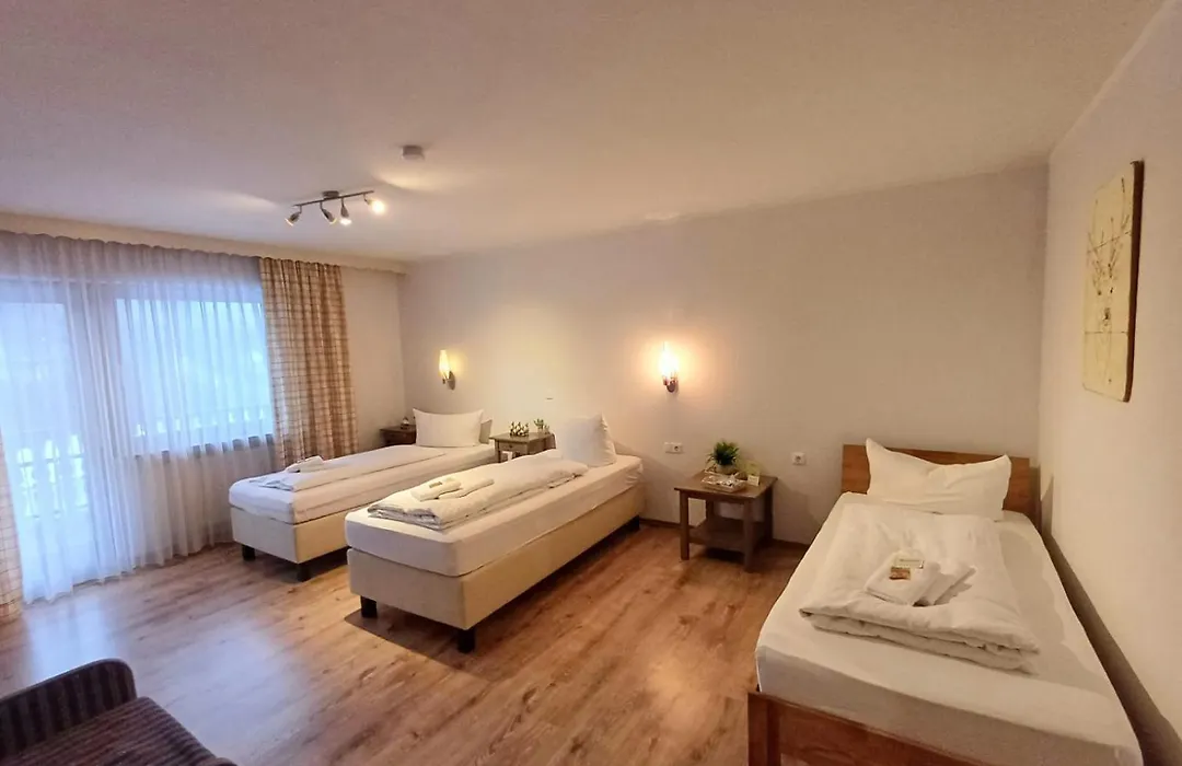 Günstige Zimmer im Spessart-1