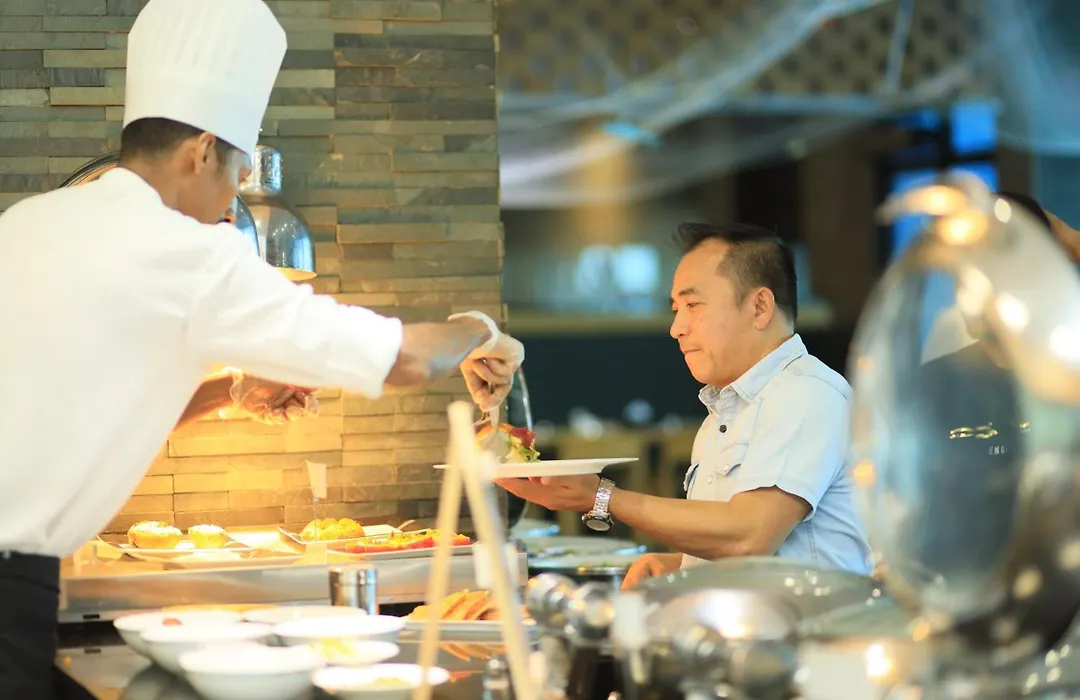 Ramee Grand Hotel And Spa-1