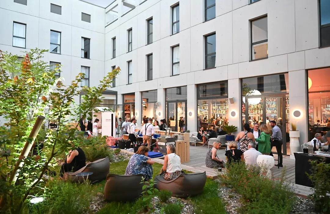 The Ruck Hotel-1