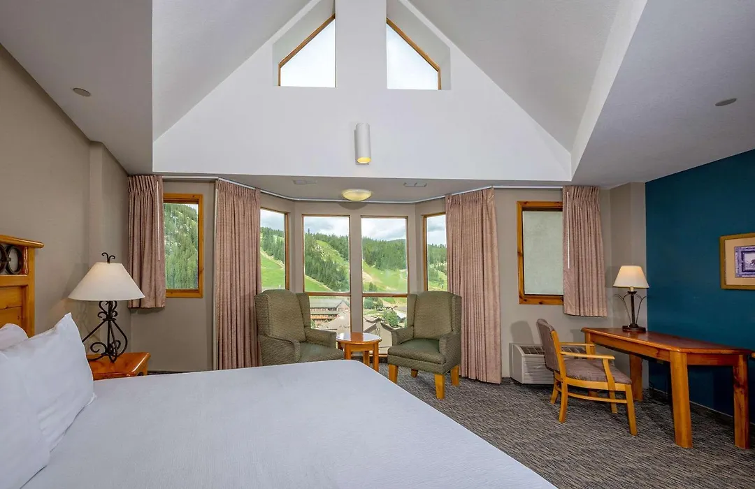 Winter Park Mountain Lodge-1