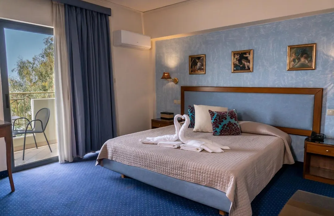Four Seasons Hotel-1