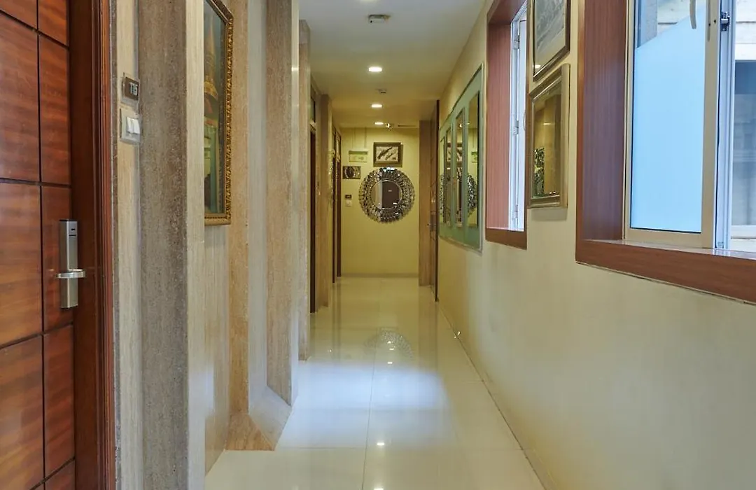 Bentley Hotel Marine Drive-1