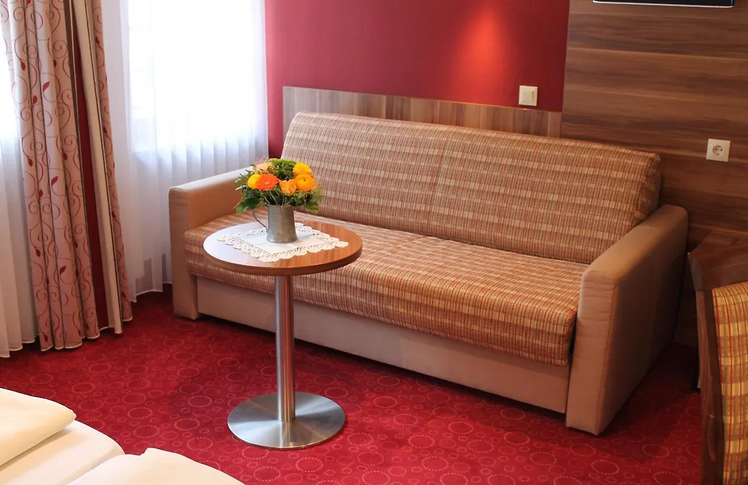 Hotel Uhl-1