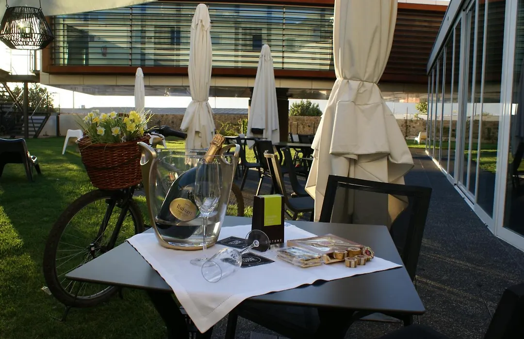 Design & Wine Hotel-1