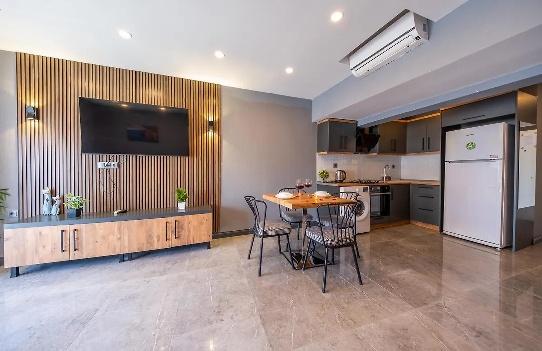 Mrt Suites Lara-1