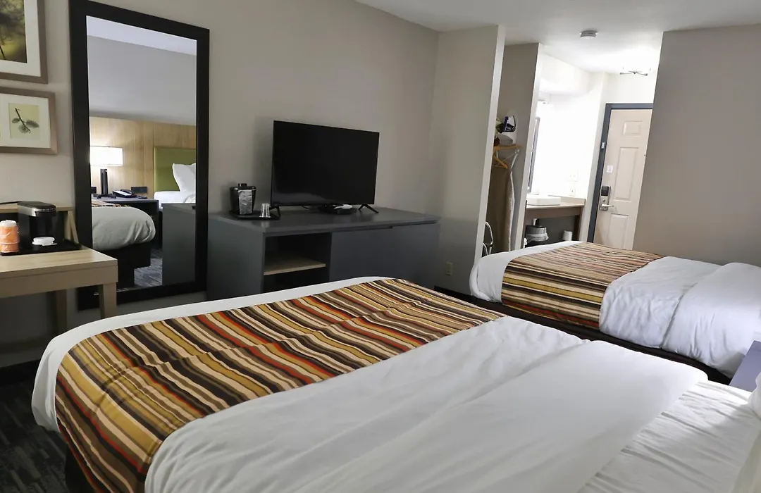 Country Inn & Suites By Radisson, Sparta, Wi-1