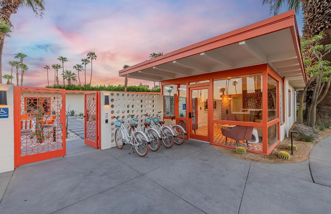 Mojave Resort - Adults Only-1