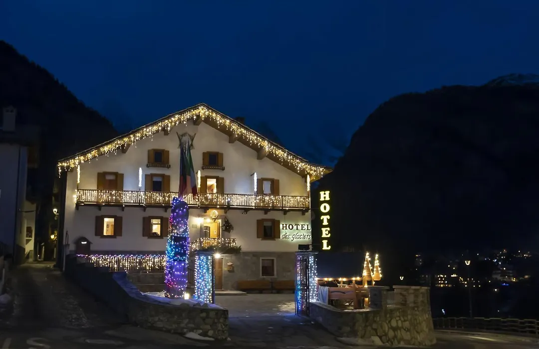 Hotel Des Glaciers-1