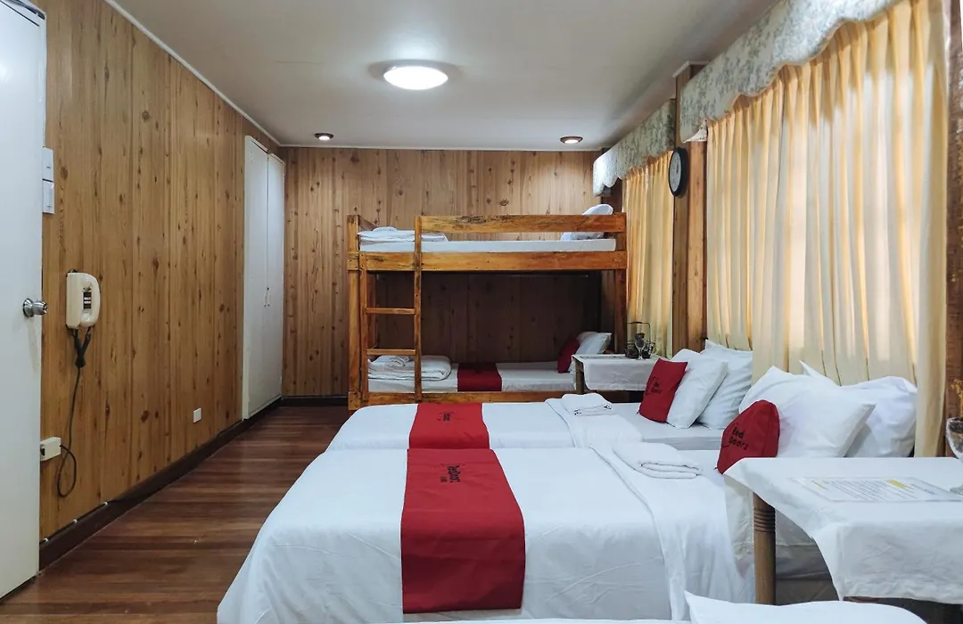 Reddoorz @ Monterrazas Village Homestay Baguio-1