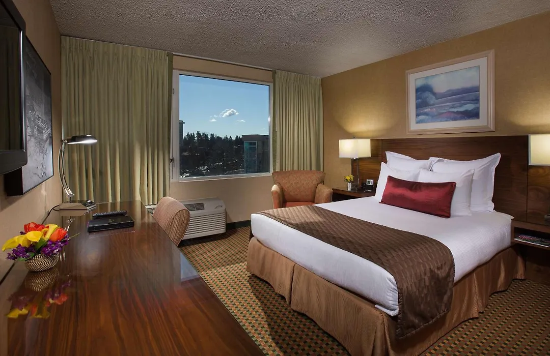 Coast Gateway Hotel-1
