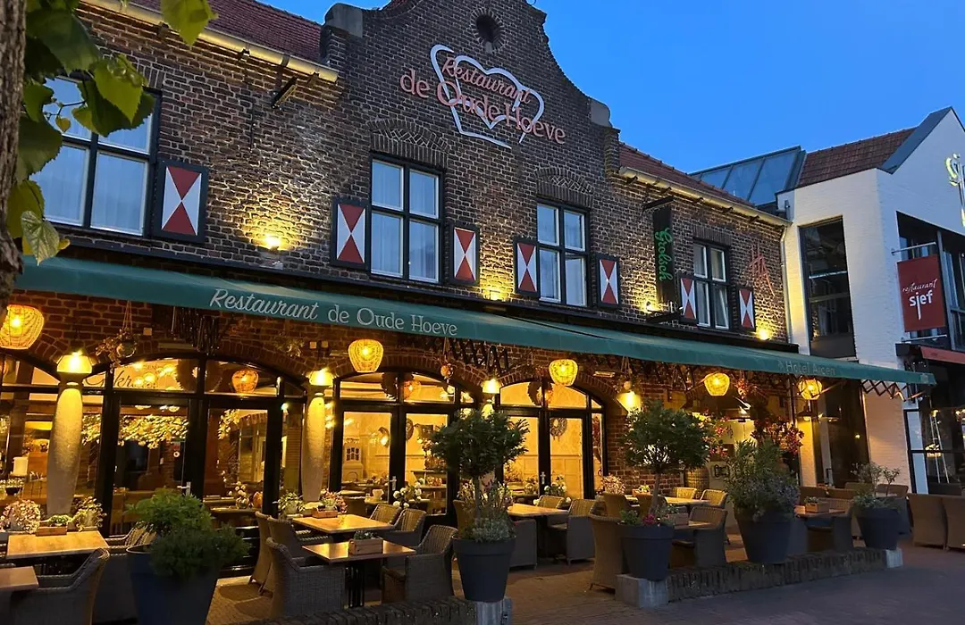 Hotel Arcen-1