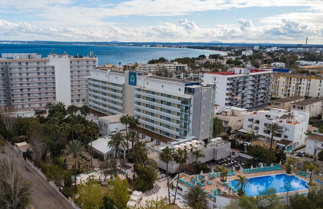 Bahia De Alcudia Hotel & Spa-1